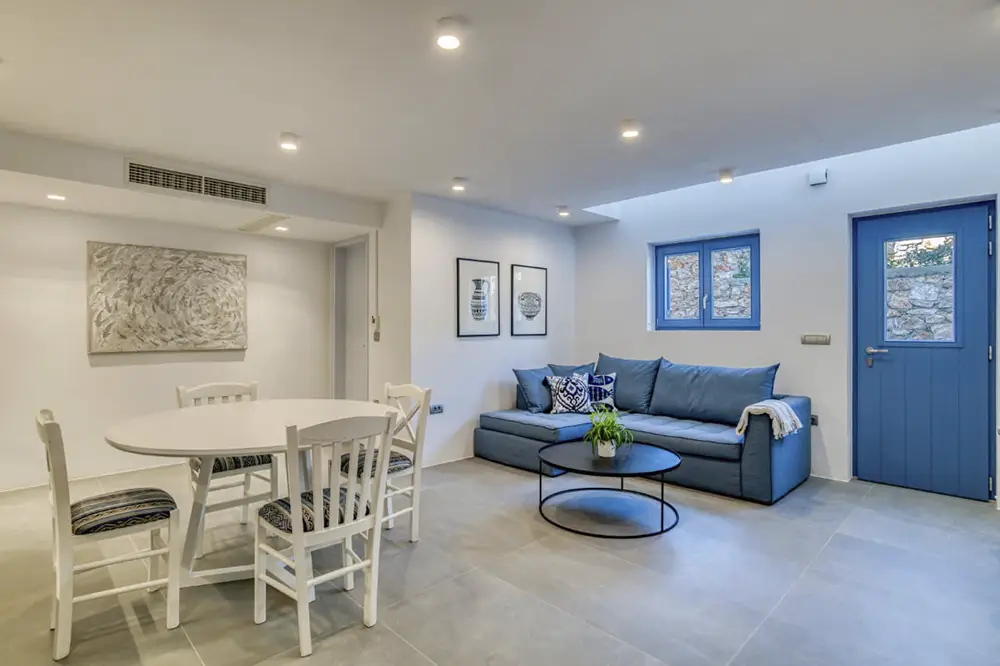 Lower floor Guest house